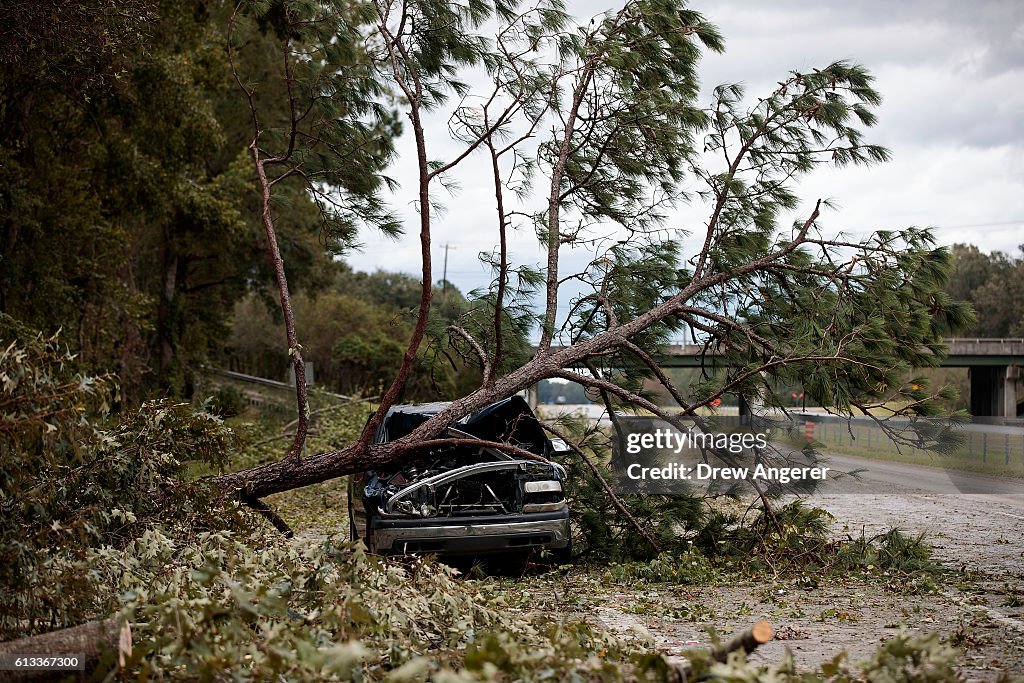 Hurricane Matthew Bears Down On Atlantic Coast