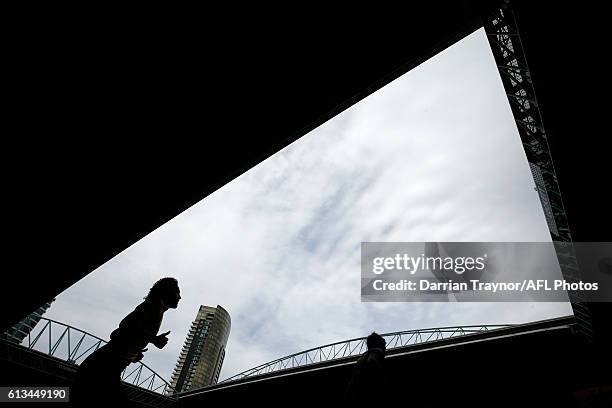 Draft hopefuls run the 3km time trial during the AFL Draft Combine on October 9, 2016 in Melbourne, Australia.