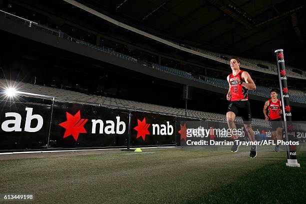 Jarrod Berry runs the 3km time trial during the AFL Draft Combine on October 9, 2016 in Melbourne, Australia.