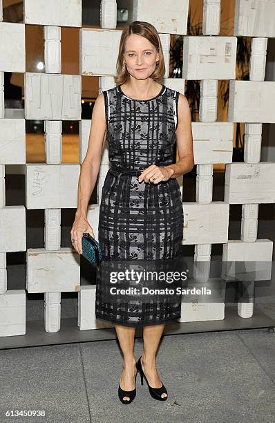 Actress Jodie Foster, wearing Bottega Veneta, attends the Hammer Museum 14th Annual Gala In The Garden with generous support from Bottega Veneta at...
