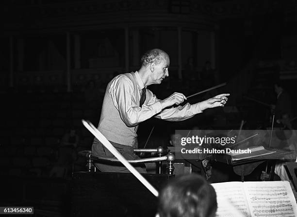 Dr Wilhelm Furtwangler conducts the Vienna Philharmonic Orchestra, September 28, 1948.