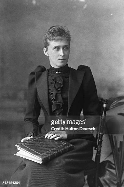 Irene of Hesse the daughter of Princess Alice of Hesse. In 1888 she married Prince Henry of Prussia.