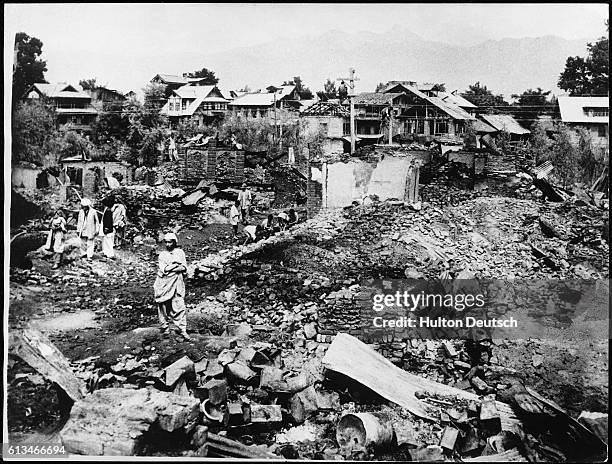 Ruined village in Jammu and Kashmir, India, during the war between India and Pakistan. 1965. | Location: State of Jammu and Kashmir, India.