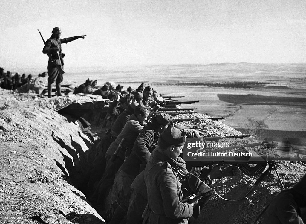 Spanish Republican Soldiers in Trench