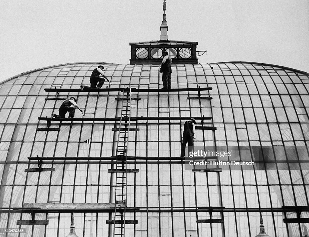 Renovators at the Alexandra Palace, 1933