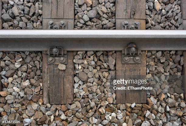 top view of railroad track and railway sleeper - rail fotografías e imágenes de stock