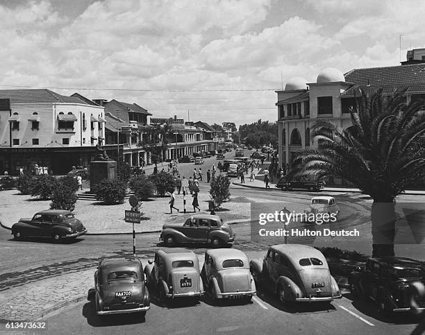 Busy Delamere Avenue in the 1940s. After Kenyan independence, it was renamed Kenyatta Avenue, after president Jomo Kenyatta.