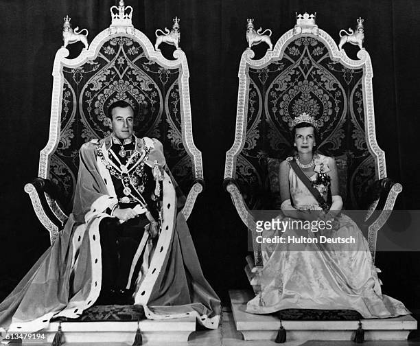 Portrait of Lord Louis Mountbatten and Lady Mountbatten, the last Viceroy and Vicereine of India, just prior to their departure from India. With the...