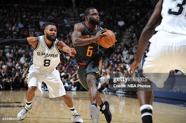 Will Bynum of the Atlanta Hawks handles the ball against the San Antonio Spurs on October 8, 2016 at the AT&T Center in San Antonio, Texas. NOTE TO...