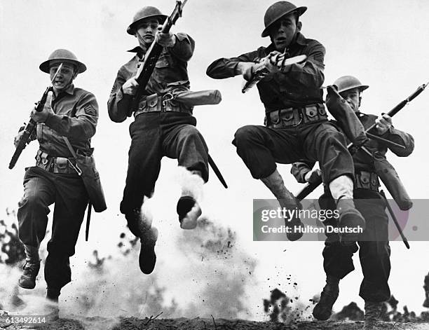 198 Bayonet Charge Stock Photos High Res Pictures And Images Getty 198-bayonet-charge-stock-photos-high-res-pictures-and-images-getty