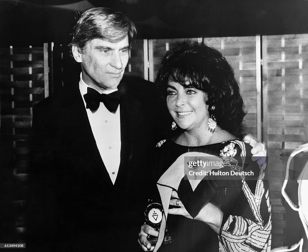 John Warner and Liz Taylor at Awards Banquet