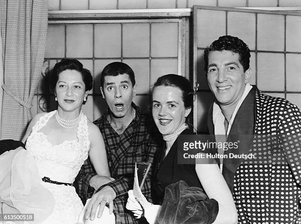 American entertainers Jerry Lewis and Dean Martin with Clodagh Haherty and Val Parnell in 1953.