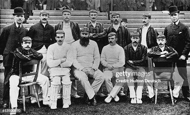 The English team that toured in Australia in 1891-1892. They are: A. Hewell; Lohmann; J. M. Read; Bean and J. W. Sharpe; Briggs; MacGregor; W. G....