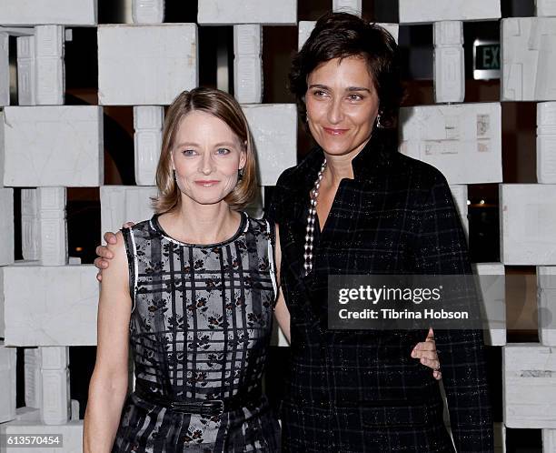 Jodie Foster and Alexandra Hedison attend the Hammer Museum's 14th annual Gala In The Garden at Hammer Museum on October 8, 2016 in Westwood,...