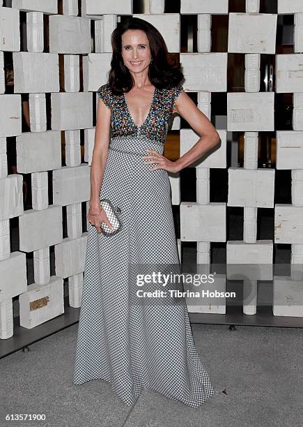 Andie MacDowell attends the Hammer Museum's 14th annual Gala In The Garden at Hammer Museum on October 8, 2016 in Westwood, California.