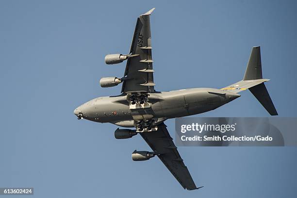 Air Force C-17 Globemaster III circles the fllightline at Fort Campbell, Kentucky to better position itself for landing, October 6, 2016. Joint Base...