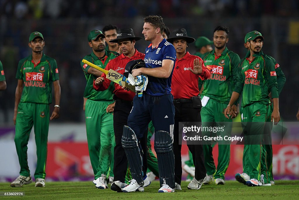 Bangladesh v England - 2nd One Day International