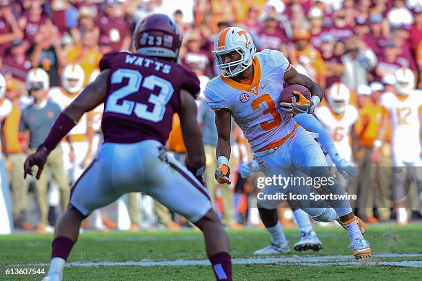 Tennessee Volunteers wide receiver Josh Malone turns up field after making a catch during the Tennessee Volunteers vs Texas A&M Aggies game at Kyle...