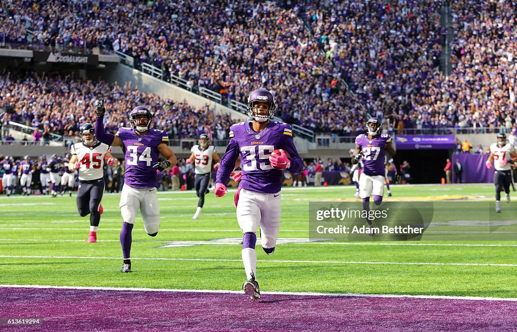 Houston Texans v Minnesota Vikings