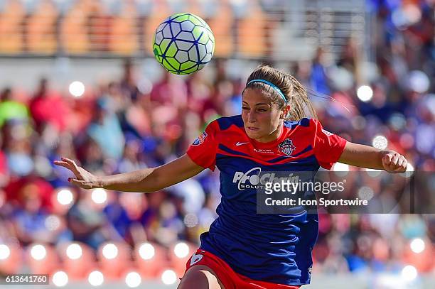 Washington Spirit defender Shelina Zadorsky hits a header during first half action during the 2016 NWSL Championship soccer match between WNY Flash...