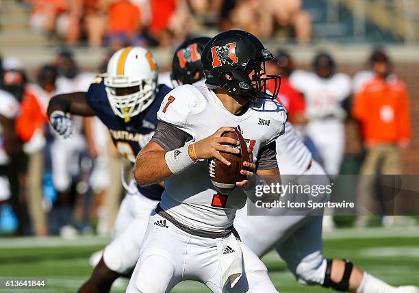 Mercer Bears quarterback John Russ looks to throw the ball during the second half of the NCAA football game between UT Chattanooga and Mercer...