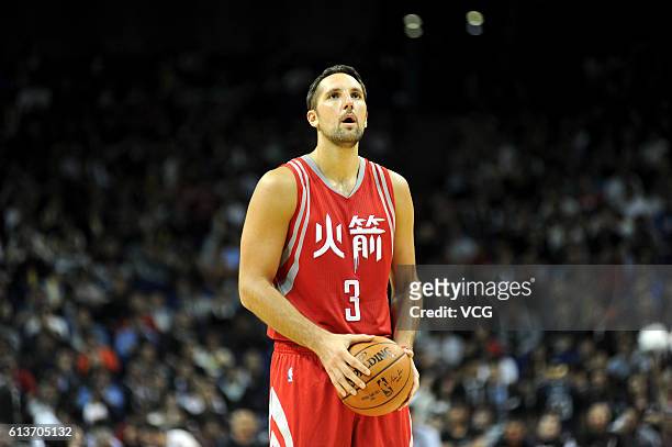 Ryan Anderson of the Houston Rockets shoots the ball against the New Orleans Pelicans during the pre-season game as part of the 2016 Global Games -...