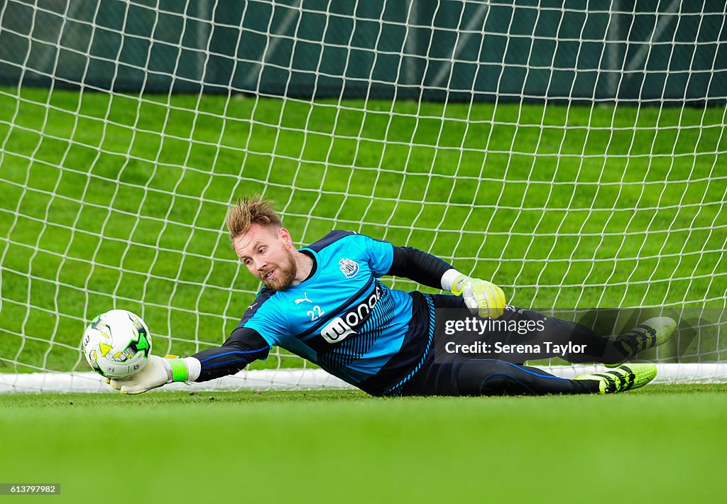 Rob Elliot Returns to Training with Newcastle United