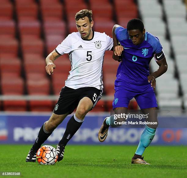 Benedikt Gimber of Germany U20 and Pablo Rosario of the Netherlands U20 during the U20 International Friendly match between Germany and Netherlands...