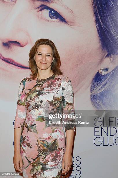 Martina Gedeck attends the NRW premiere of the film 'Gleissendes Glueck' at Lichtburg on October 10, 2016 in Essen, Germany.