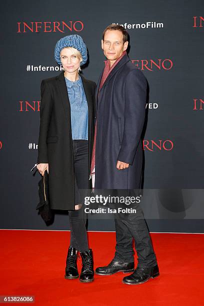 German actor Vinzenz Kiefer and his wife Masha Tokareva attend the German premiere of the film 'INFERNO' at Sony Centre on October 10, 2016 in...