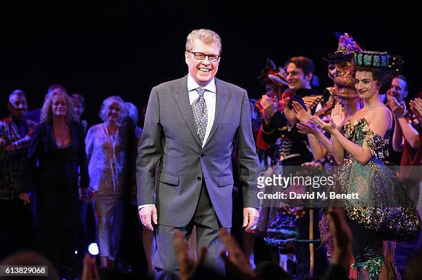 Michael Crawford bows onstage surrounded by members of the original London cast at "The Phantom Of The Opera" 30th anniversary charity gala...