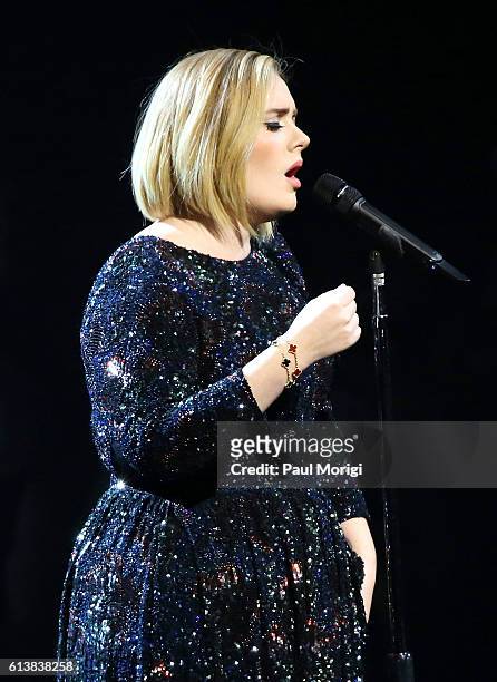 Singer/songwriter Adele performs at the Verizon Center on October 10, 2016 in Washington, DC.