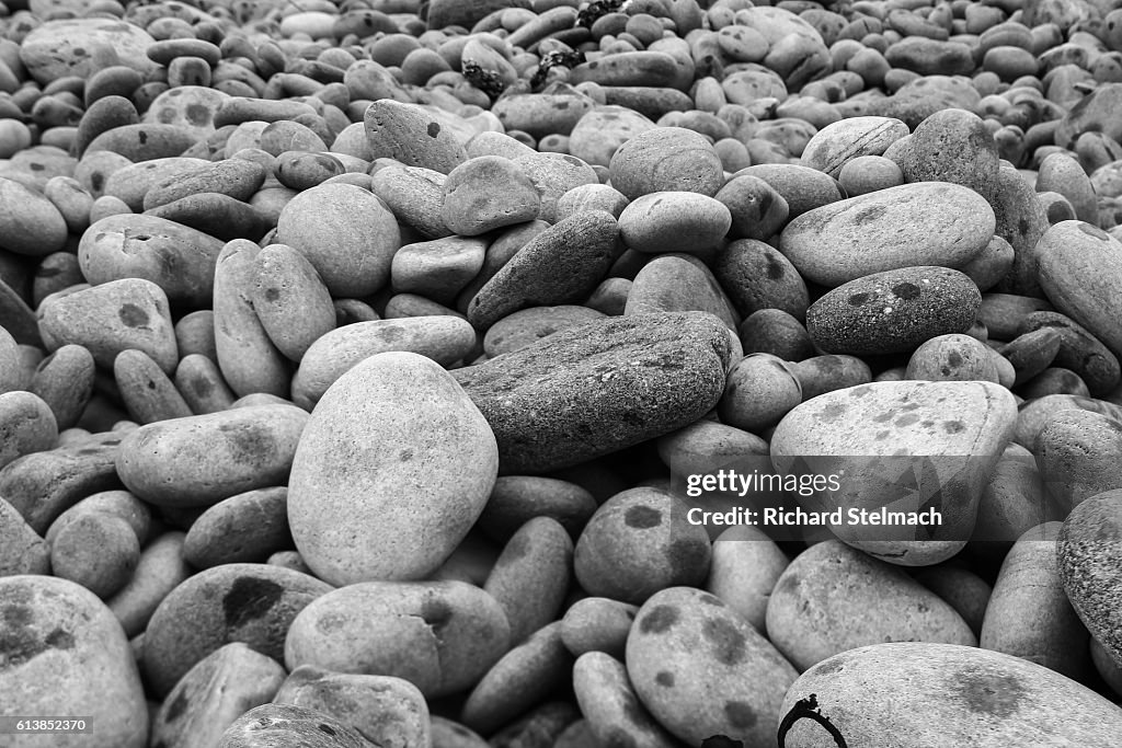 Black and White Pebbles