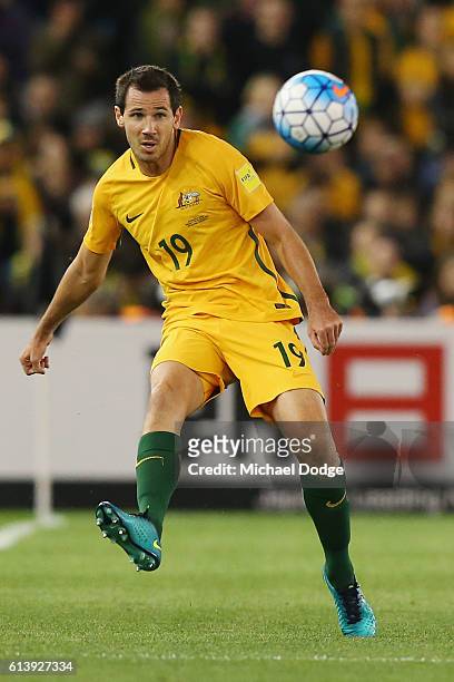 Ryan McGowan of the Socceroos looks upfield during the 2018 FIFA World Cup Qualifier match between the Australian Socceroos and Japan at Etihad...