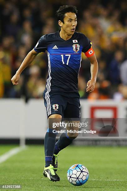 Makoto Hasebe of Japan looks upfield during the 2018 FIFA World Cup Qualifier match between the Australian Socceroos and Japan at Etihad Stadium on...