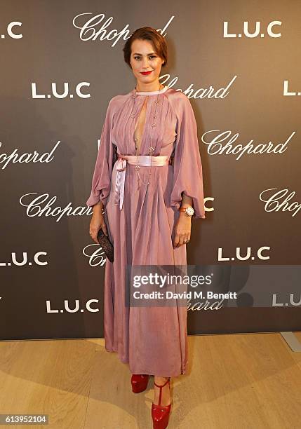 Yasmin Le Bon attends the cocktail opening of the Chopard exhibition 'L.U.C - L'art d'une Manufacture' at Phillips Gallery on October 11, 2016 in...