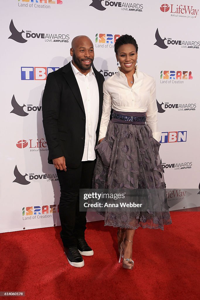 Jerry Shirer and author Priscilla Shirer arrive at the 2016 Dove