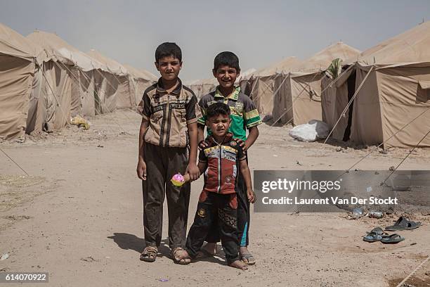 The 2nd of JUNE 2016.1700 families fled I.S controlled areas of Fallujah since the 21th of May 2016 , the beginning of the advance of the Popular...