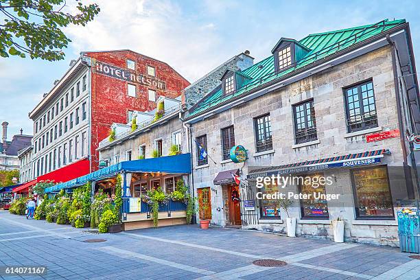 place jacques cartier, old montreal - montreal street stock pictures, royalty-free photos & images