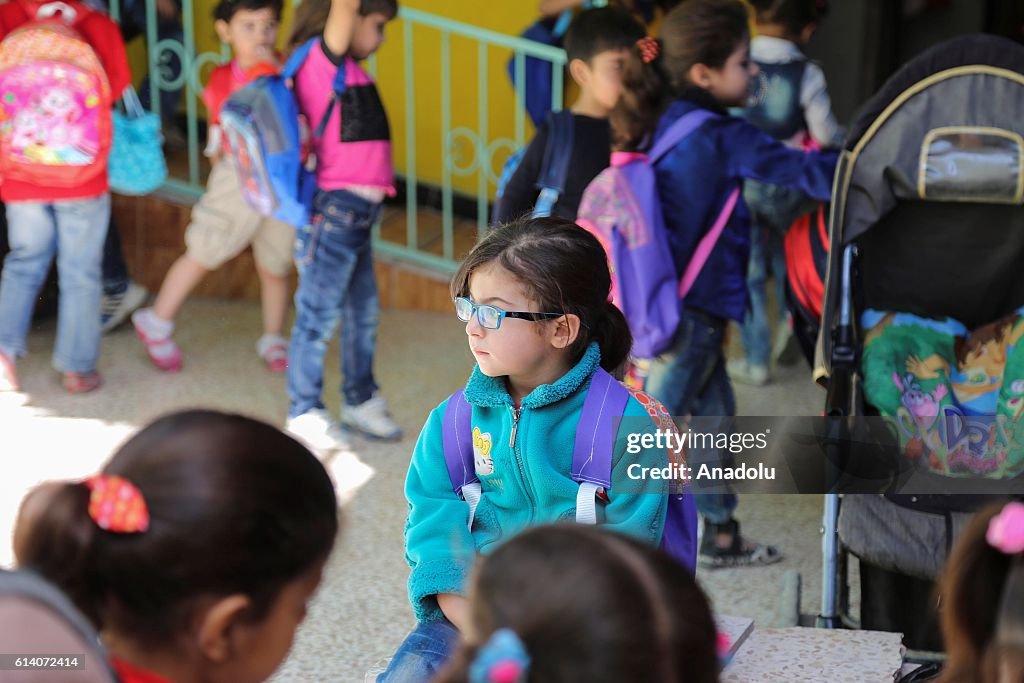 Kids of civil war in Syria