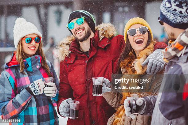 warming up - mulled wine stock pictures, royalty-free photos & images