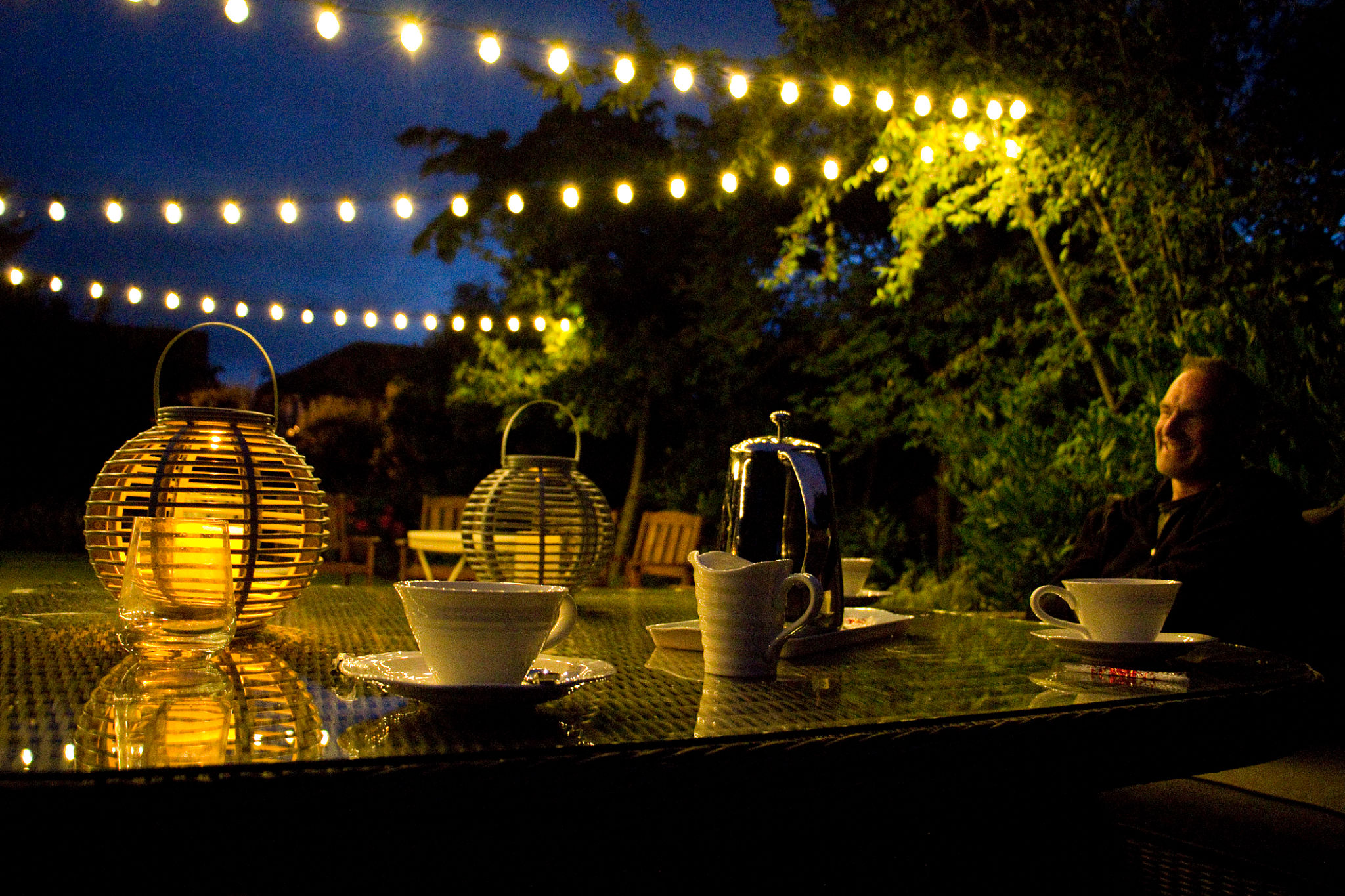 outdoor kitchen lighting