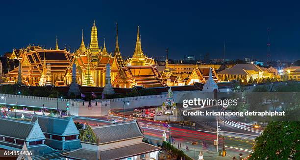 wat phra kaew,bangkok thailand - the emerald buddha temple in bangkok stock pictures, royalty-free photos & images