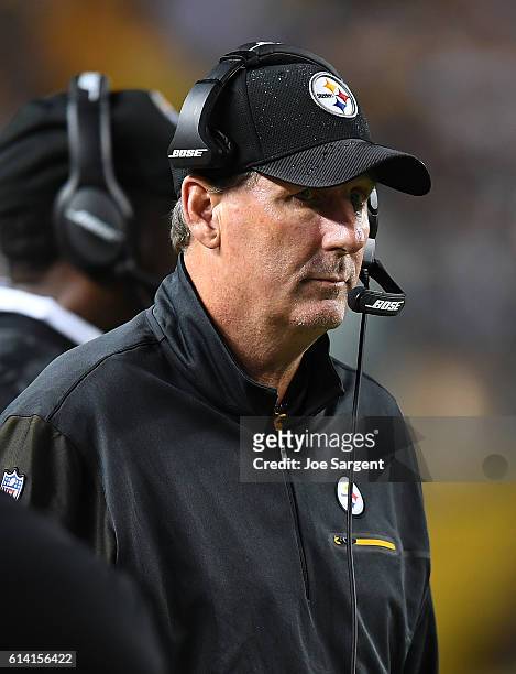 Defensive coordinator Keith Butler of the Pittsburgh Steelers looks on during the game against the Kansas City Chiefs at Heinz Field on October 2,...
