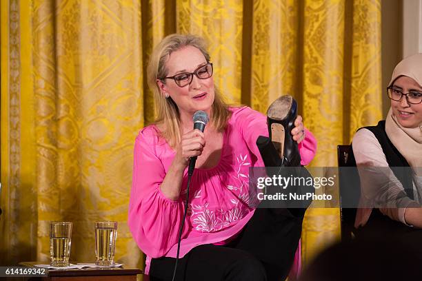 Actress Meryl Streep talks about how she was a Tomboy when she was younger and never broke a bone in her body, until recently when she broke her...