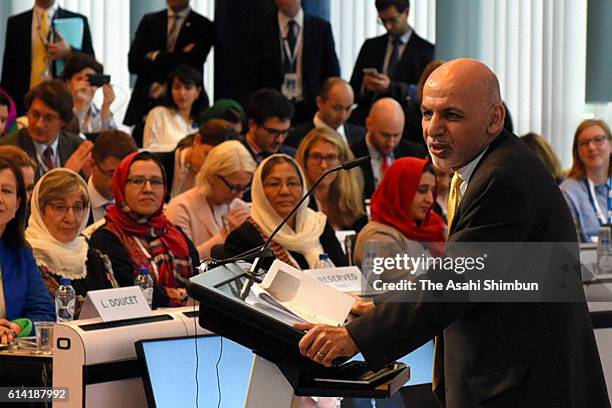 Afghanistan President Ashraf Ghani delivers a speech during the Brussels conference on Afghanistan on October 5, 2016 in Brussels, Belgium.