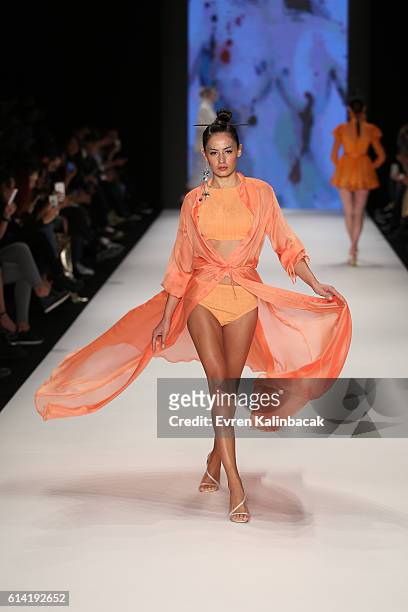 Model walks the runway at the Selma State show during Mercedes-Benz Fashion Week Istanbul at Zorlu Center on October 12, 2016 in Istanbul, Turkey.