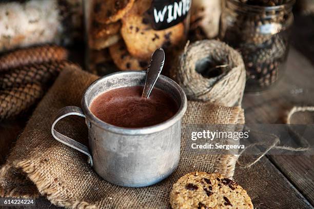 chocolate quente e natal - tea hot drink - fotografias e filmes do acervo