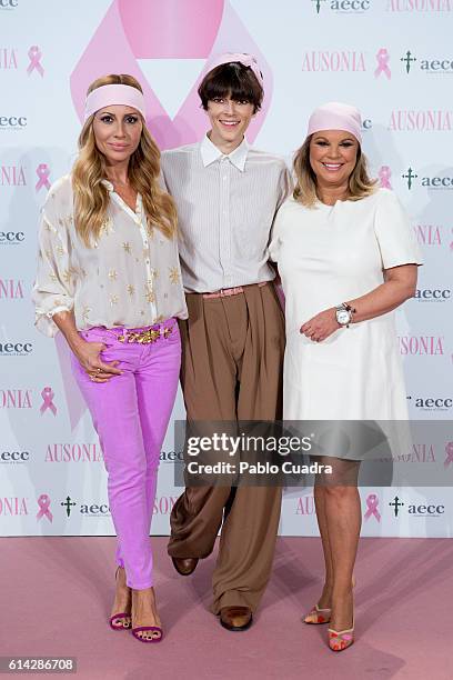 Marta Sanchez Bimba Bose and Terelu Campos present the 'TuApoyoCuenta' campaign against breast cancer on October 13, 2016 in Madrid, Spain.