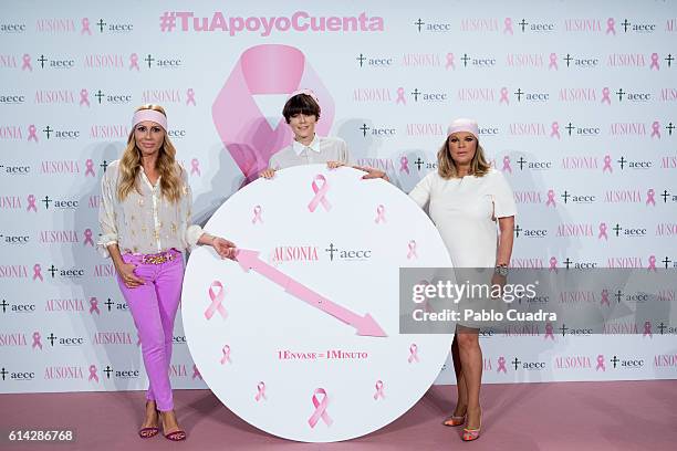 Marta Sanchez Bimba Bose and Terelu Campos present the 'TuApoyoCuenta' campaign against breast cancer on October 13, 2016 in Madrid, Spain.